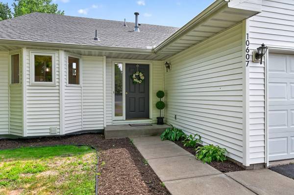 10607 56th ST NE, Albertville, MN 55301
