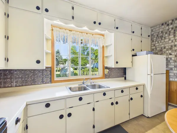 286 Park AVE, Saint Martin, MN 56376