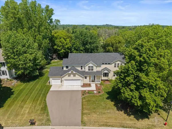 17672 Kettering TRL, Lakeville, MN 55044