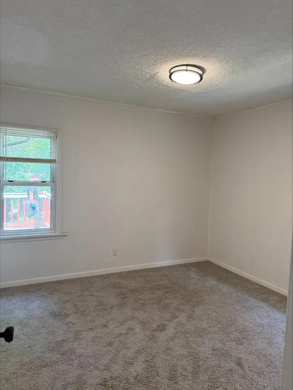 1173 Mclean AVE, Saint Paul, MN 55106