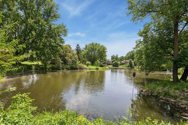 2095 Kelly DR, Golden Valley, MN 55427