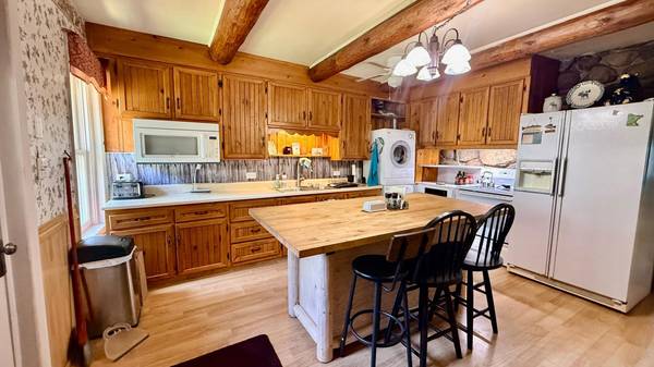 306 E River DR, Park Rapids, MN 56470