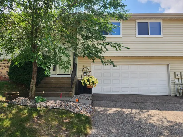 4444 Woodgate CT, Eagan, MN 55122