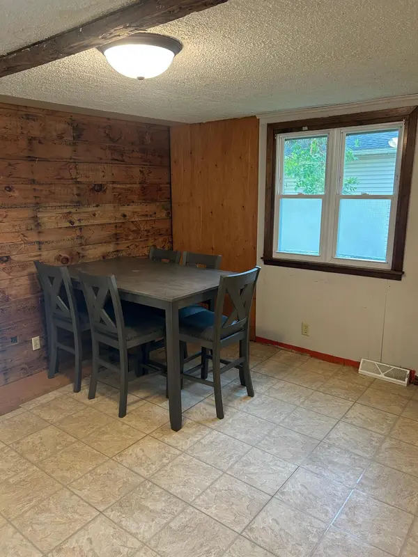 30650 N Lakes TRL, Lindstrom, MN 55045