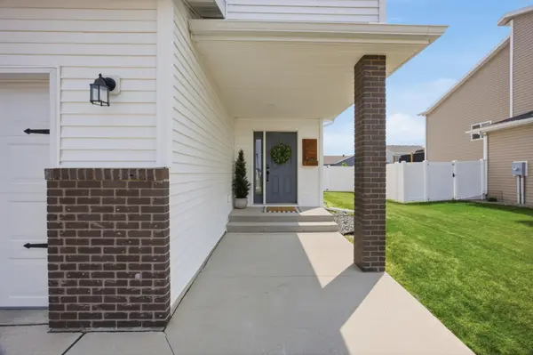 1307 30th AVE W, West Fargo, ND 58078