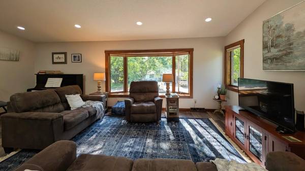 1216 Oak DR, Montevideo, MN 56265