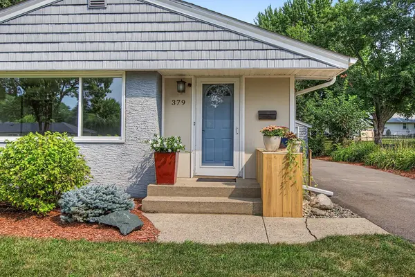 379 Ruby DR, West Saint Paul, MN 55118