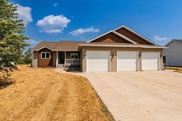 620 2nd ST, Arthur, ND 58006