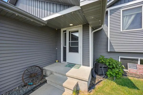 407 N 9th ST, Goodhue, MN 55027