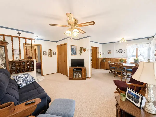 104 Cottonwood ST, Galesburg, ND 58035