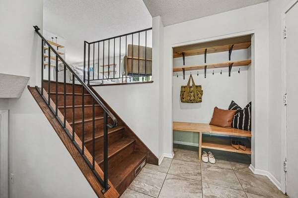 6804 Forestview LN N, Maple Grove, MN 55369