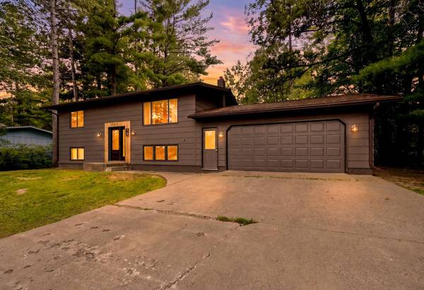 1705 Fraser DR, Grand Rapids, MN 55744