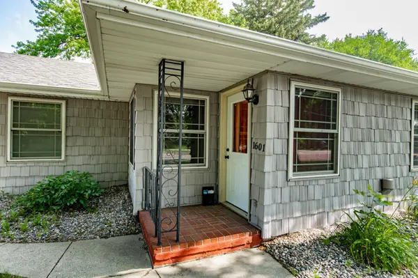 1601-1603 Broadway N, Fargo, ND 58102