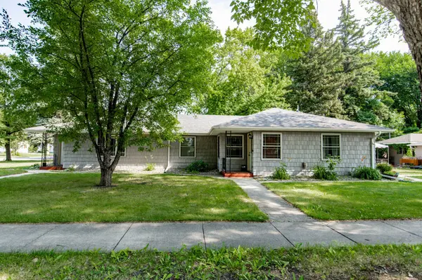1601-1603 Broadway N, Fargo, ND 58102