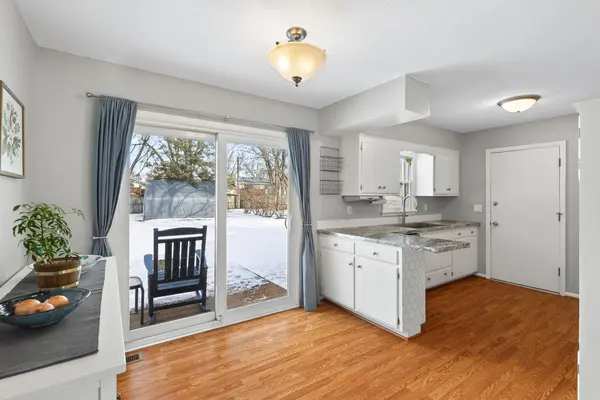 10441 Crocus ST NW, Coon Rapids, MN 55433