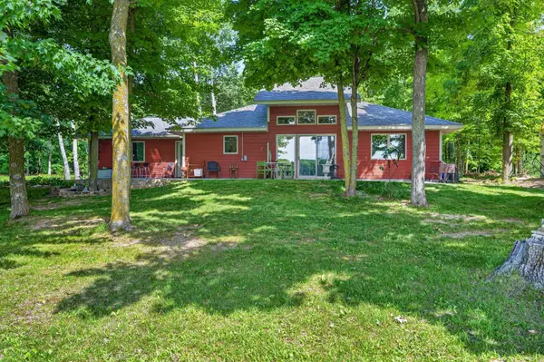 318 Wennenberg Shore DR, Shell Lake, WI 54871