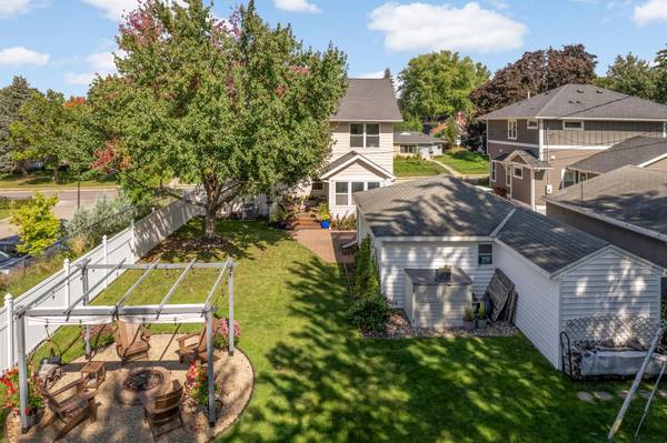 1636 Saunders AVE, Saint Paul, MN 55116