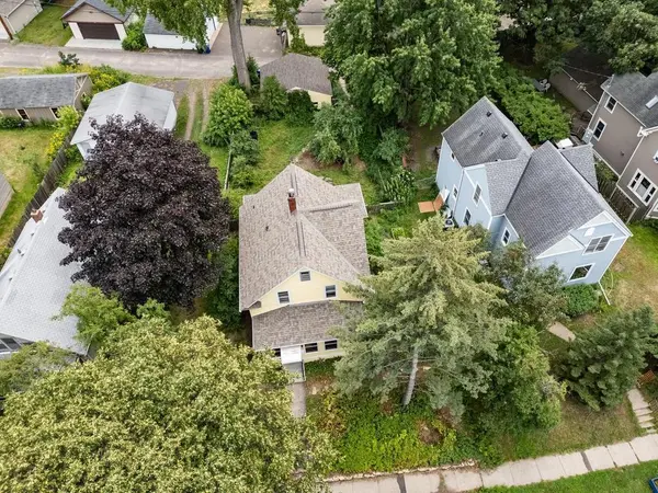 1006 Cromwell AVE, Saint Paul, MN 55114
