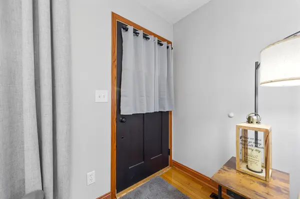 410 Littleford LN, Faribault, MN 55021