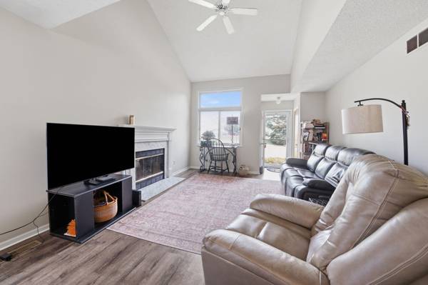 7857 Hemingway AVE S, Cottage Grove, MN 55016