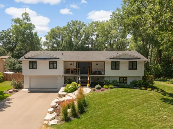 2615 Garland LN N, Plymouth, MN 55447