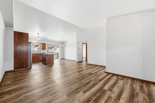 1224 S Beach WAY, West Fargo, ND 58078