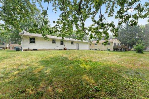 8053 Cloman AVE, Inver Grove Heights, MN 55076