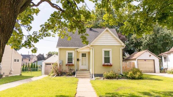 1405 9th AVE NW, Austin, MN 55912