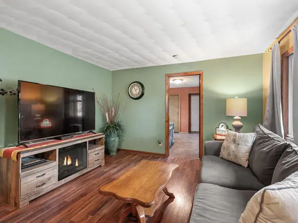 1429 Rice Lake ST, Owatonna, MN 55060