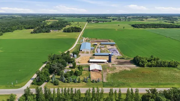 48709 County Highway 8, Perham, MN 56573