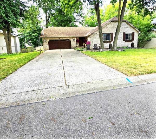 6864 Jeremy CT, Eden Prairie, MN 55346