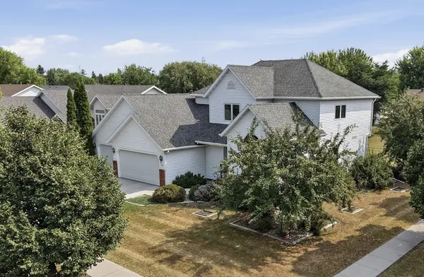 513 12th ST E, West Fargo, ND 58078