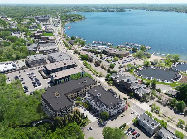 201 Lake ST E #301, Wayzata, MN 55391