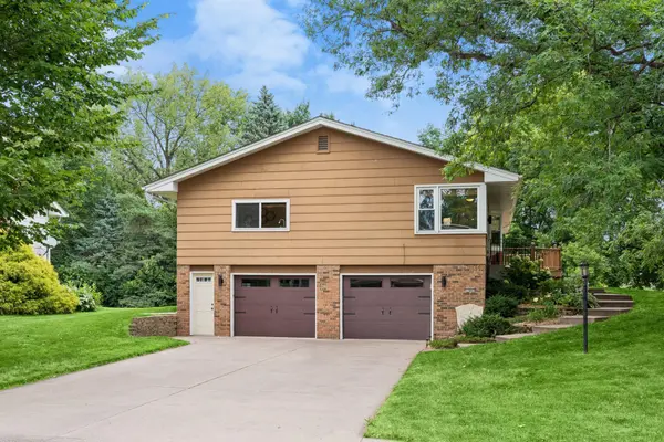 1643 Millwood AVE, Roseville, MN 55113