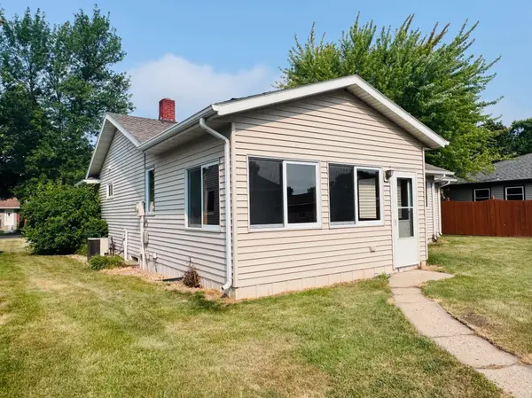 508 Kneale AVE S, Thief River Falls, MN 56701