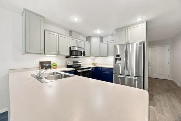 609 Vine LN, Monticello, MN 55362