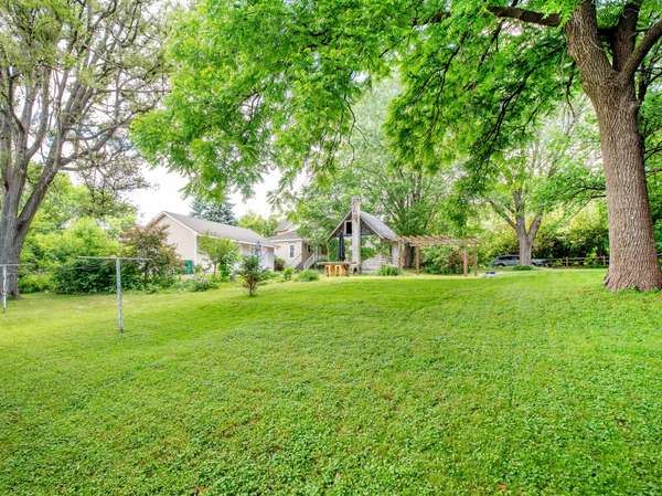1603 Dodd RD, Mendota Heights, MN 55118