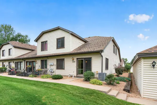 548 Auburn PL NW #A, Elk River, MN 55330