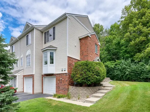 7775 Village ST, Chanhassen, MN 55317