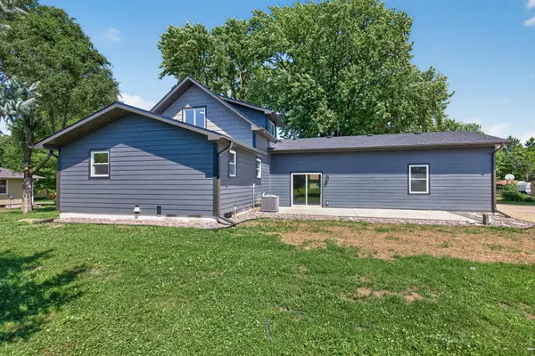 5146 Cleveland ST, Veseli, MN 55046