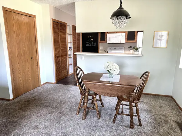 79 126th LN NW, Coon Rapids, MN 55448