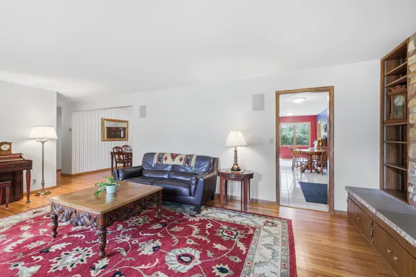 5356 Holiday RD, Minnetonka, MN 55345