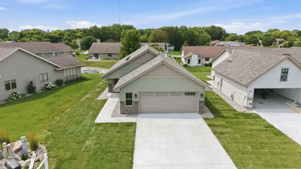 1807 Upper Trentwood CIR NE, Willmar, MN 56201