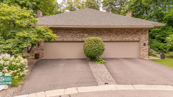 1106 Hollybrook RD, Wayzata, MN 55391
