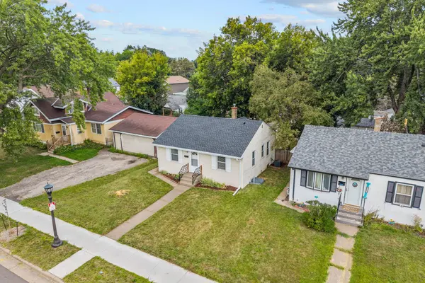 2099 Minnehaha AVE E, Saint Paul, MN 55119