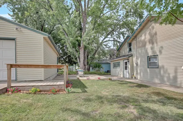 303 N Lakeshore DR, Lake City, MN 55041