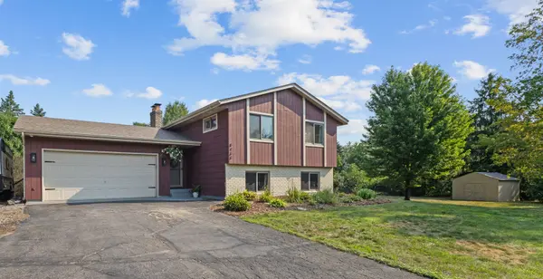 8433 168th LN NW,  Ramsey,  MN 55303