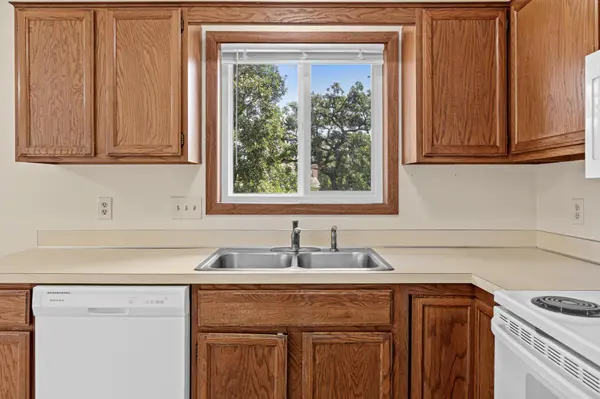 10563 Martin ST NW, Coon Rapids, MN 55433