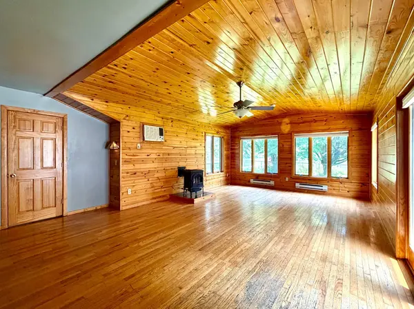 210 Saratoga ST, Ortonville, MN 56278