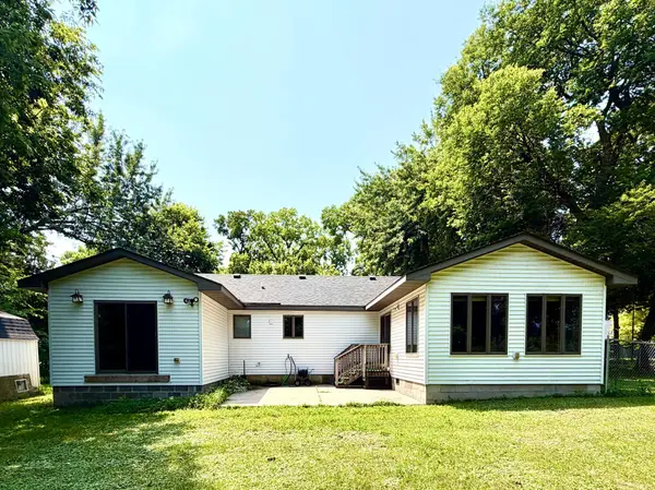 210 Saratoga ST, Ortonville, MN 56278